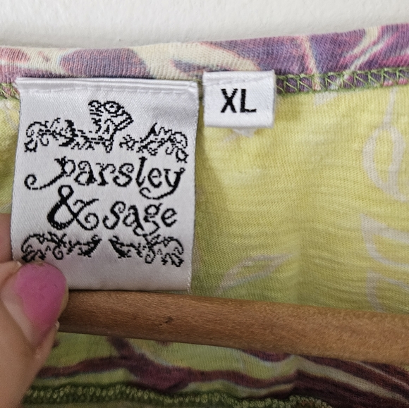 Parsley and sage colorful top - Picture 6 of 7